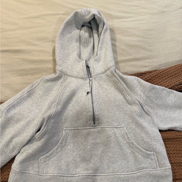 Lululemon Scuba Hoodie - Picture 1 of 6